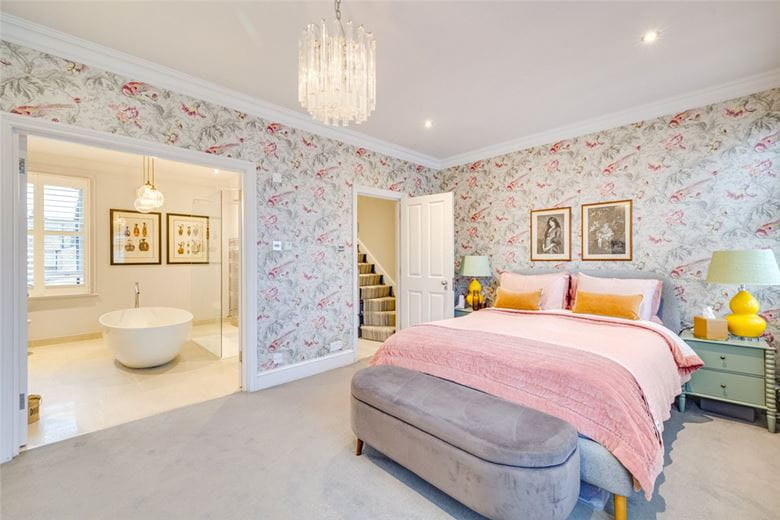 4 bedroom house, Kenyon Street, London SW6 - Sold