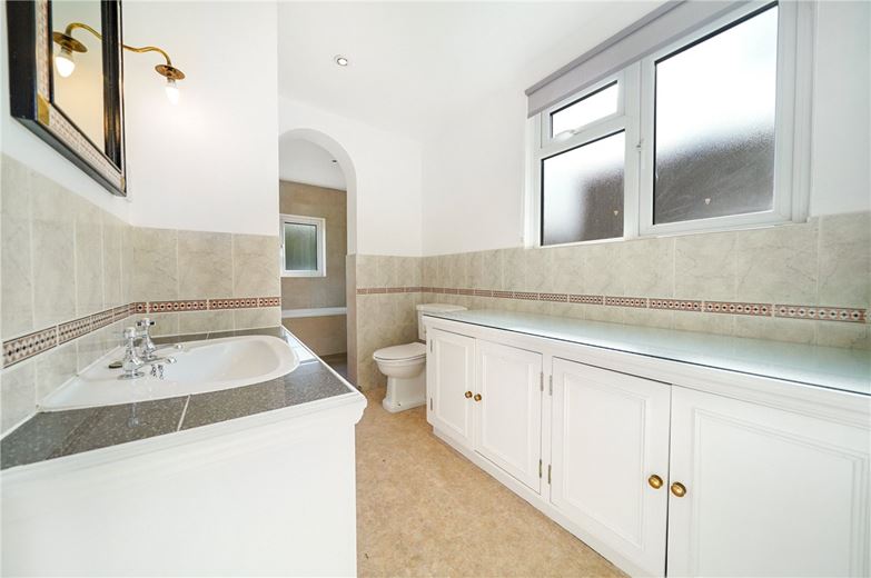 2 bedroom house, Burlington Road, London SW6 - Available