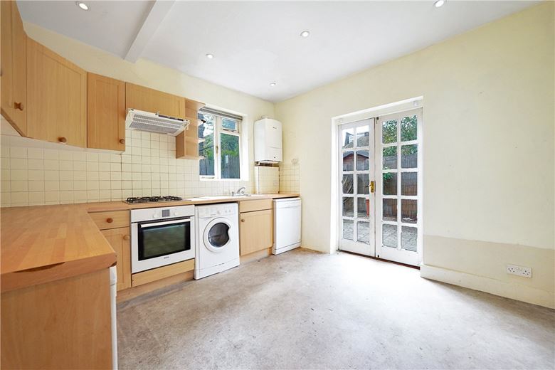 2 bedroom flat, Edenvale Street, London SW6 - Sold STC