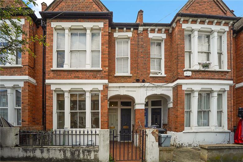 2 bedroom flat, Edenvale Street, London SW6 - Sold STC