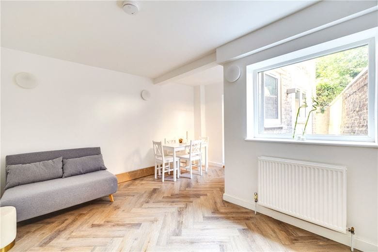 1 bedroom maisonette, Effie Road, London SW6 - Available