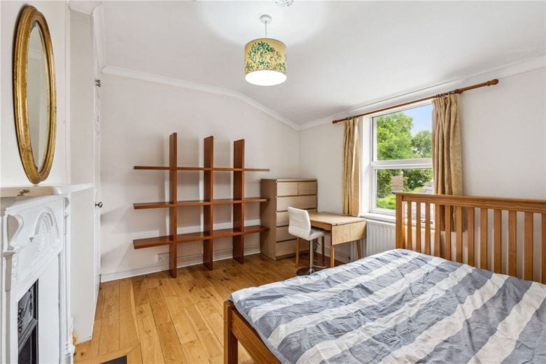 6 bedroom house, Niton Street, London SW6 - Available