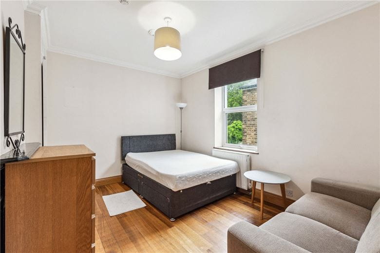 6 bedroom house, Niton Street, London SW6 - Available