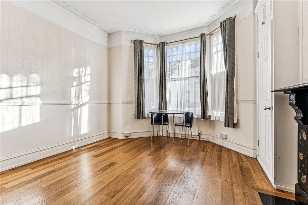 6 bedroom house, Niton Street, London SW6 - Available