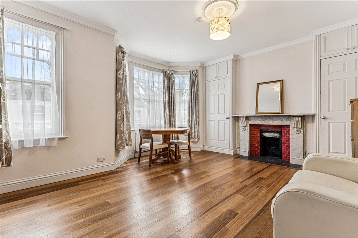 6 bedroom house, Niton Street, London SW6 - Available