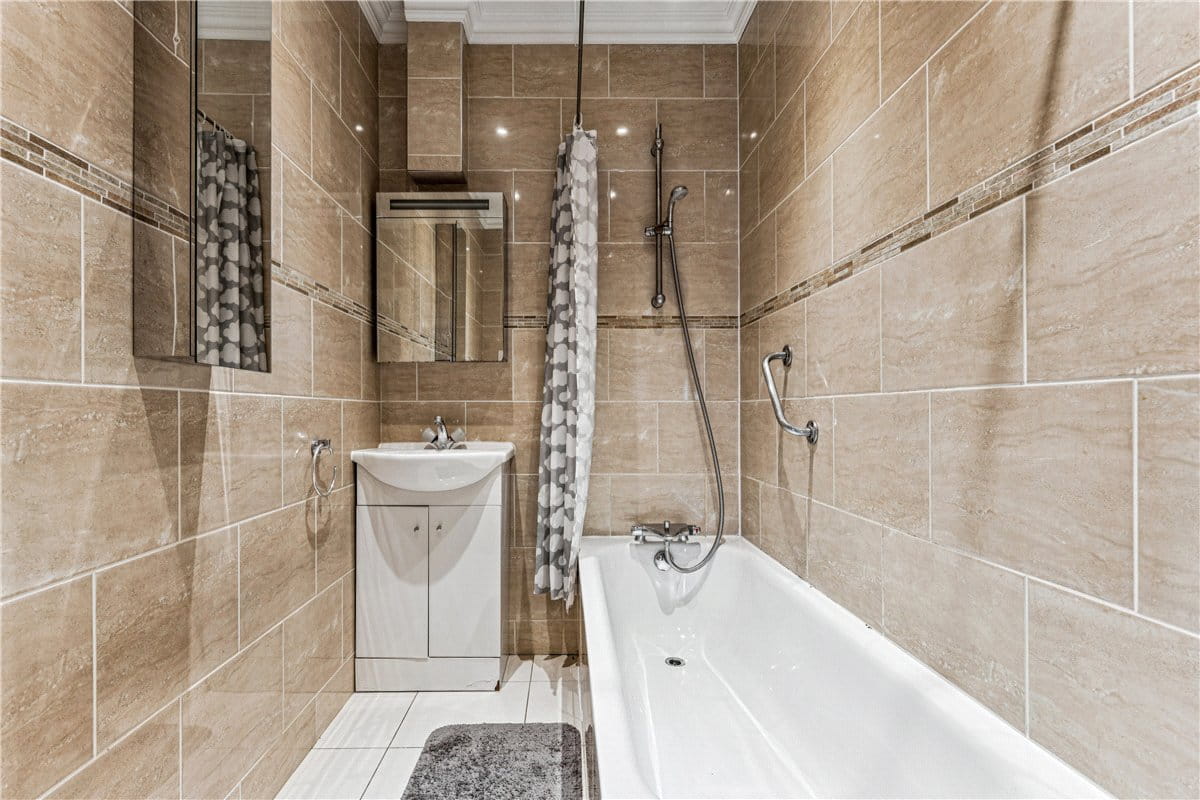 9 bedroom house, Fulham Palace Road, London SW6 - Available