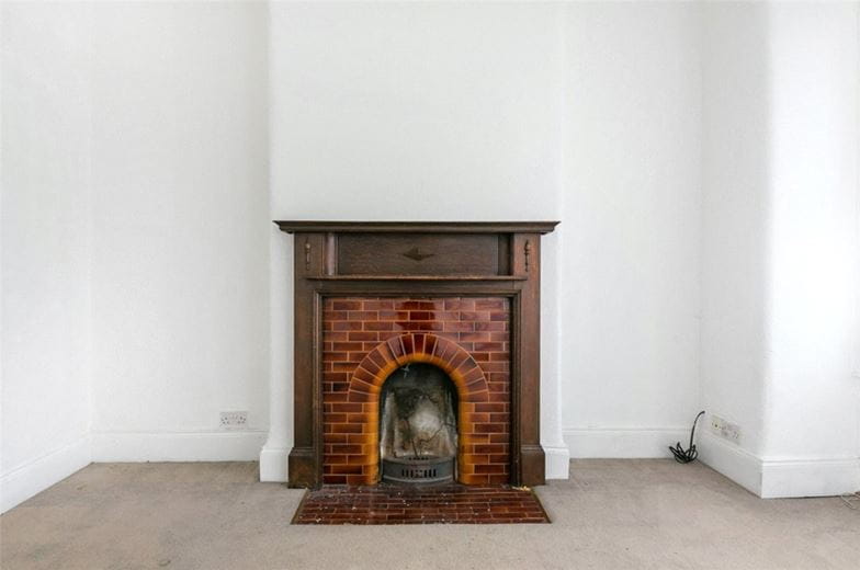 2 bedroom maisonette, Edenvale Street, London SW6 - Available