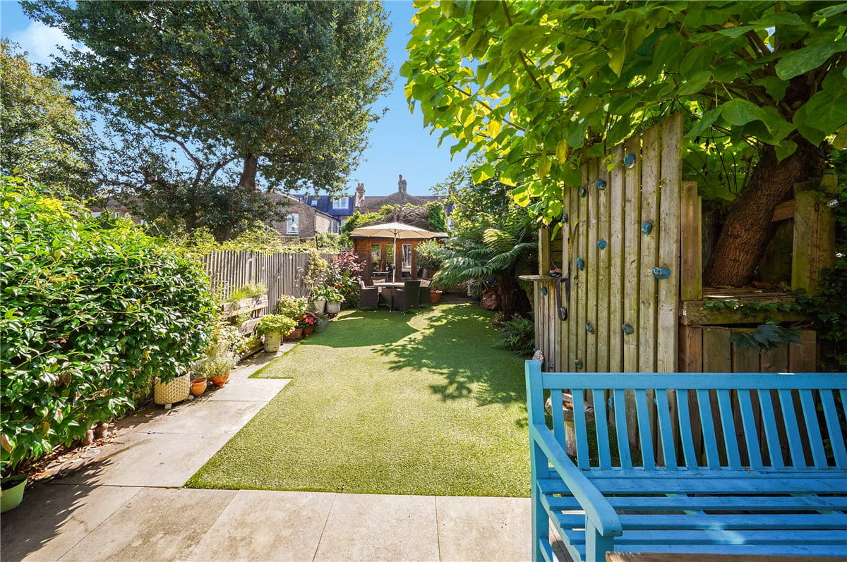 5 bedroom house, Inglethorpe Street, London SW6 - Available