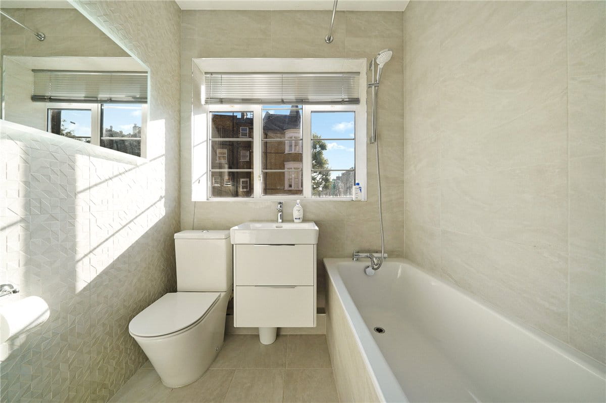 2 bedroom flat, Barons Keep, Gliddon Road W14 - Available