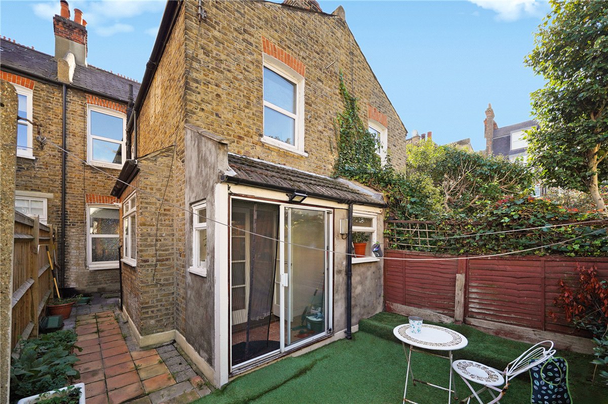 3 bedroom house, Burnfoot Avenue, London SW6 - Sold STC