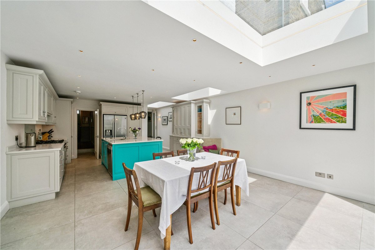 4 bedroom house, Tournay Road, London SW6 - Available