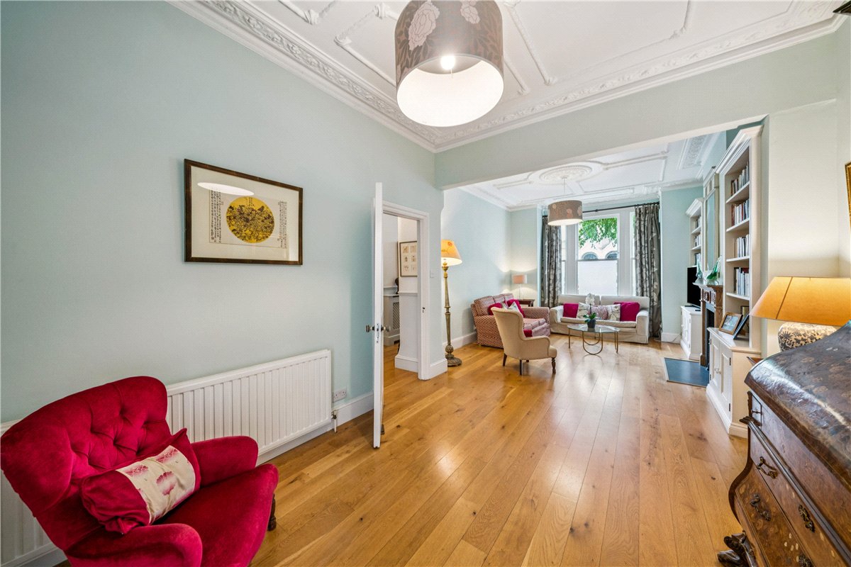 4 bedroom house, Tournay Road, London SW6 - Available