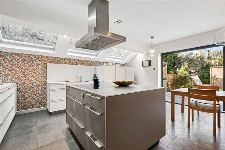 6 bedroom house, Queensmill Road, London SW6 - Available