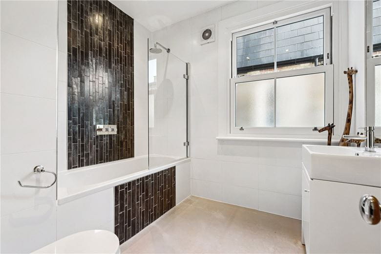 6 bedroom house, Queensmill Road, London SW6 - Available