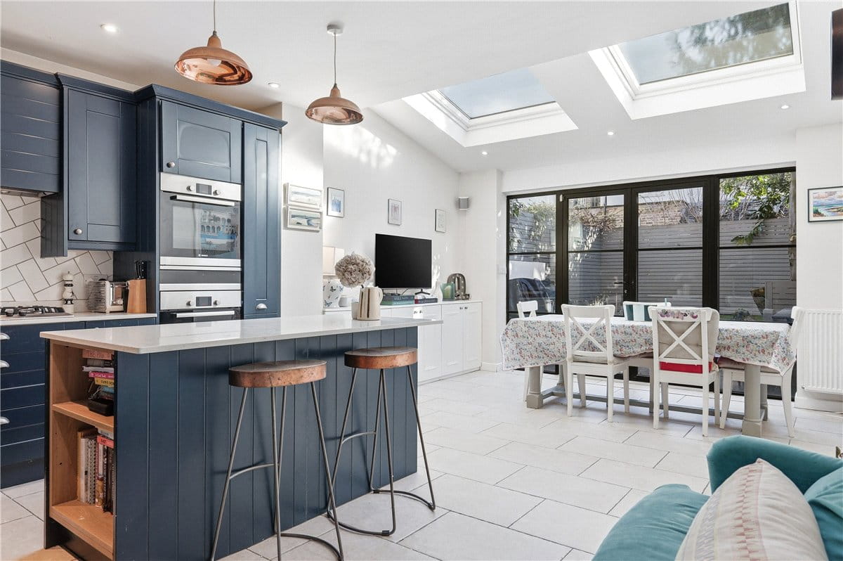 6 bedroom house, Delaford Street, London SW6 - Available