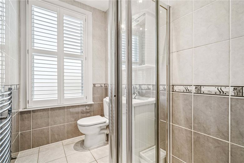 3 bedroom house, Lysia Street, London SW6 - Available