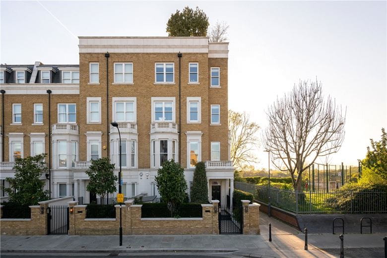 5 bedroom house, Stevenage Road, London SW6 - Available