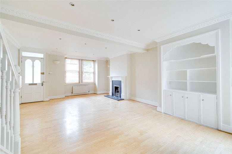 2 bedroom flat, Reporton Road, London SW6 - Sold STC