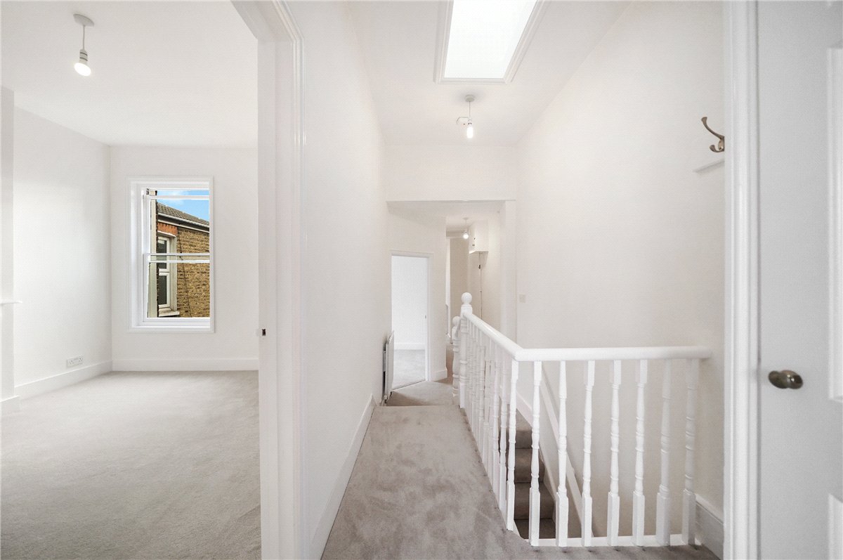 2 bedroom flat, Edenvale Street, London SW6 - Sold STC