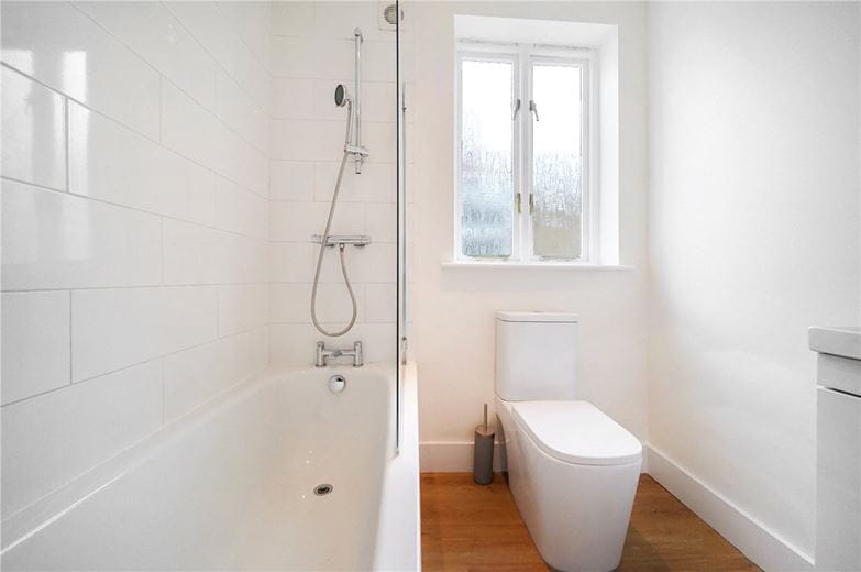 2 bedroom flat, Edenvale Street, London SW6 - Sold STC
