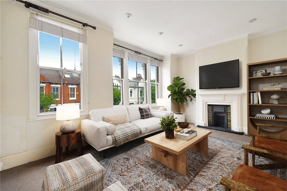 2 bedroom flat, Edenvale Street, London SW6 - Sold STC