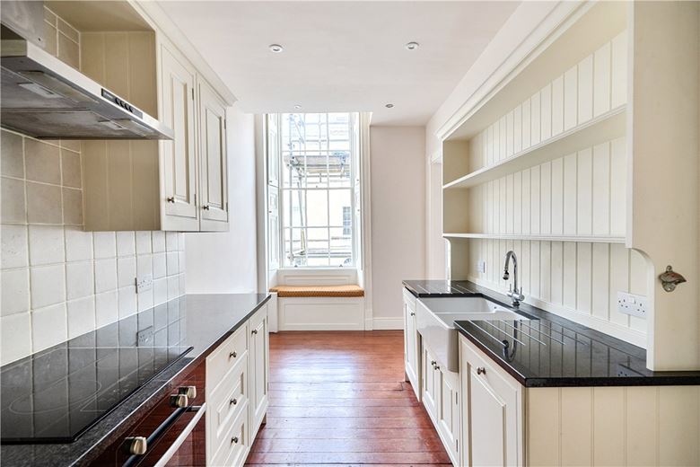 2 bedroom flat, Henrietta Street, Bath BA2 - Available