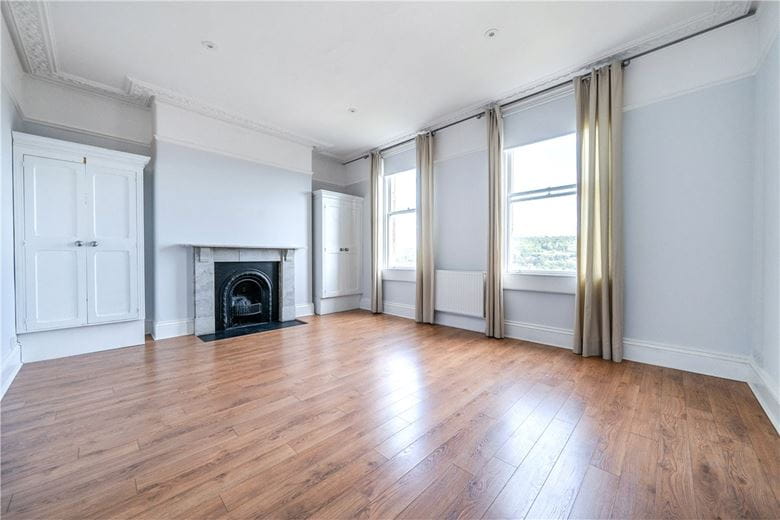 2 bedroom flat, Belgrave Terrace, Bath BA1 - Sold
