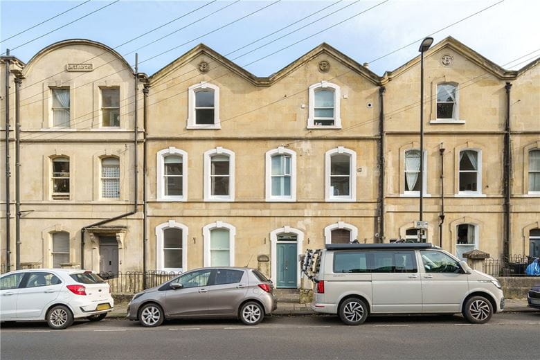 2 bedroom flat, Belgrave Terrace, Bath BA1 - Sold