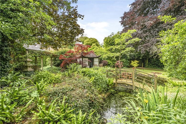 5 bedroom house, Church Road, Biddestone SN14 - Available