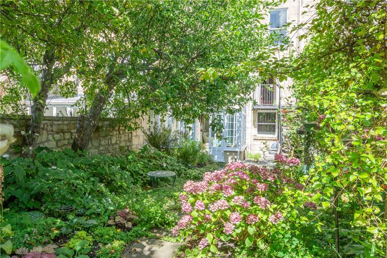 2 bedroom maisonette, New King Street, Bath BA1 - Available