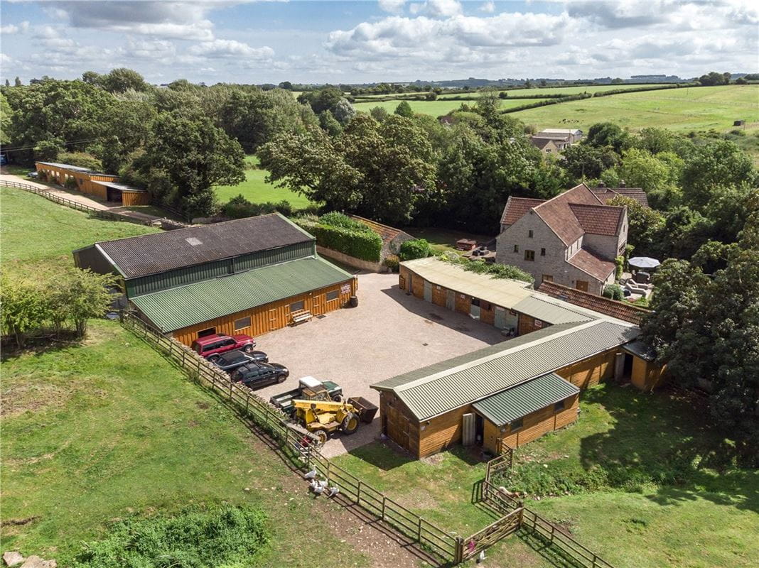38 acres House, Siston, Bristol BS16 - Available