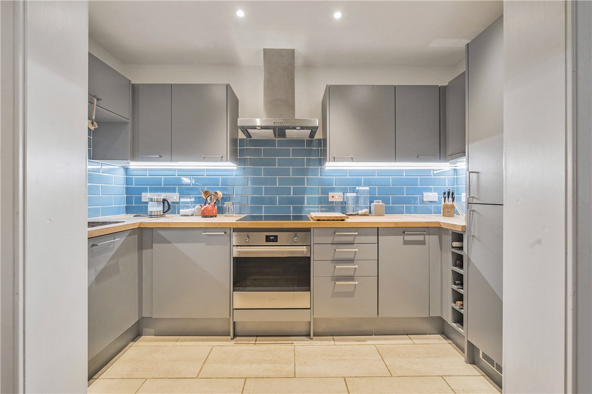 1 bedroom flat, Park Street, Bath BA1 - Sold
