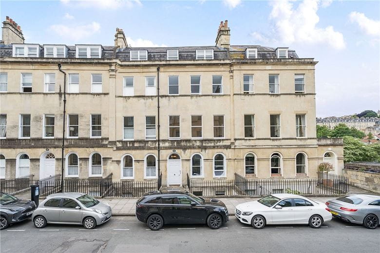 2 bedroom flat, Henrietta Street, Bath BA2 - Sold