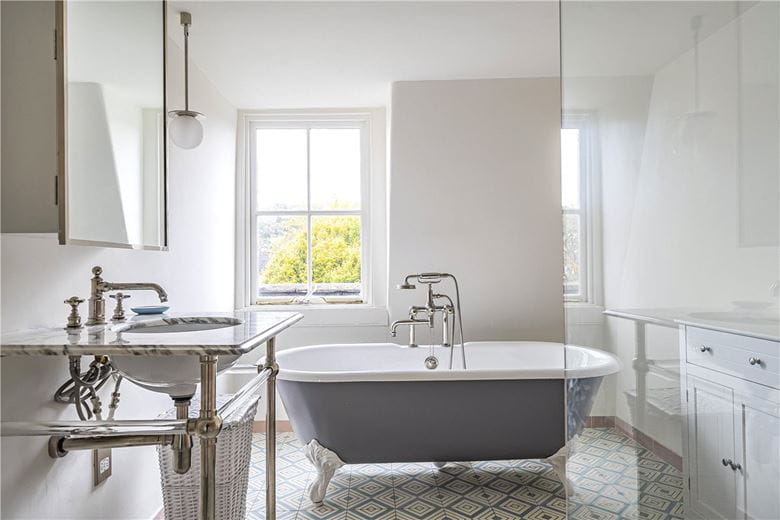 5 bedroom house, Beaufort East, Bath BA1 - Sold