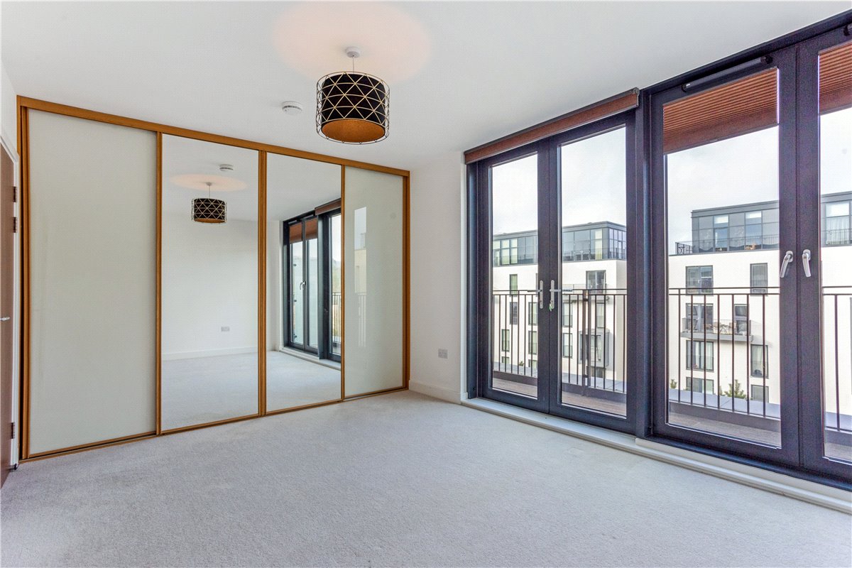 2 bedroom maisonette, Percy Terrace, Bath BA2 - Sold