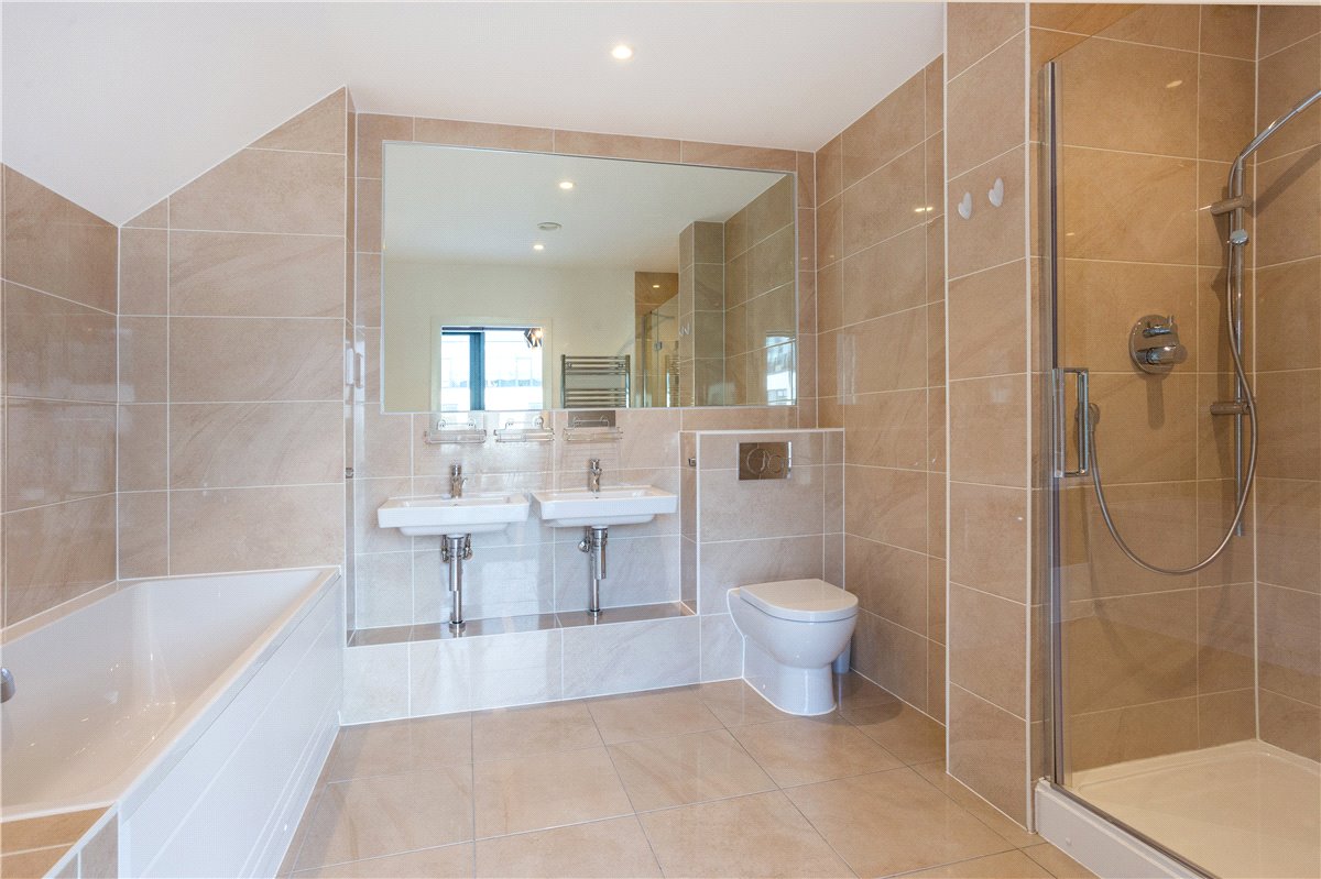 2 bedroom maisonette, Percy Terrace, Bath BA2 - Sold