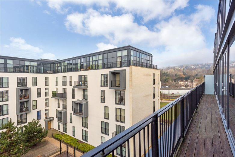 2 bedroom maisonette, Percy Terrace, Bath BA2 - Sold