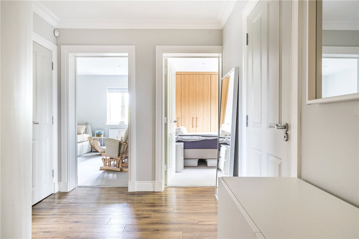 2 bedroom flat, Fortescue Street, Norton St. Philip BA2 - Available