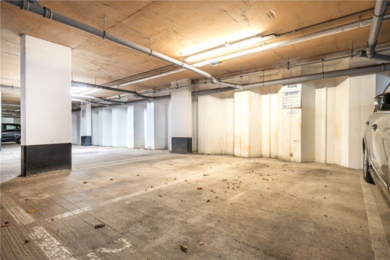 2 bedroom flat, Percy Terrace, Bath BA2 - Available