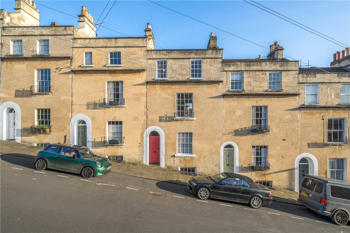 3 bedroom house, Northampton Street, Bath BA1 - Sold
