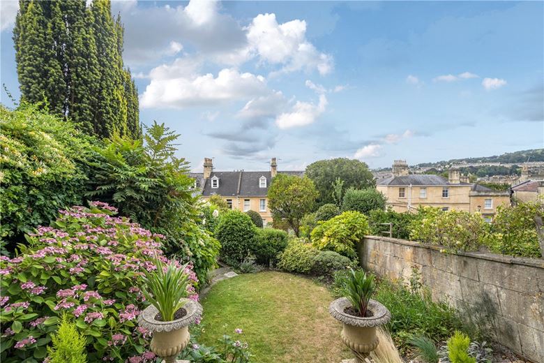 4 bedroom house, Darlington Place, Bath BA2 - Sold STC