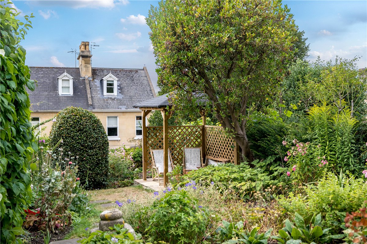 4 bedroom house, Darlington Place, Bath BA2 - Sold STC