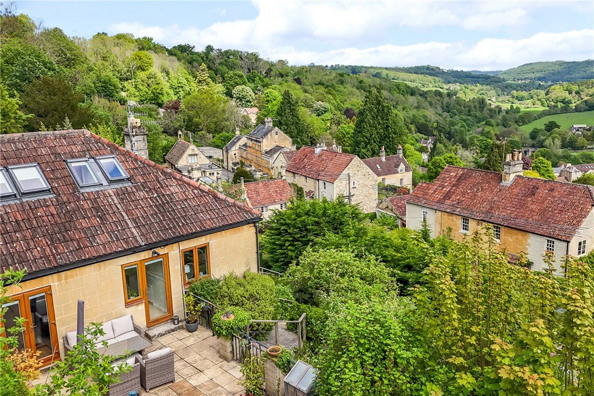 3 bedroom house, Middle Stoke, Limpley Stoke BA2 - Available
