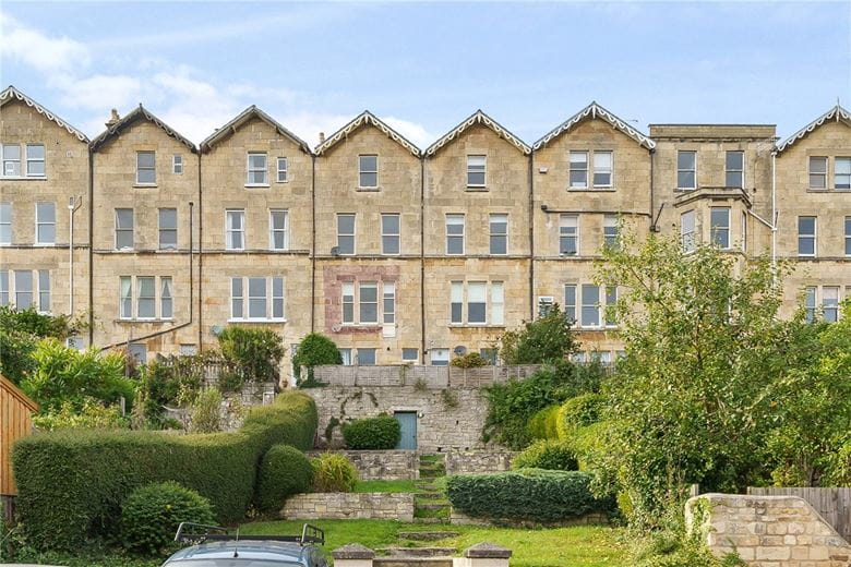 2 bedroom flat, Belgrave Terrace, Bath BA1 - Sold STC