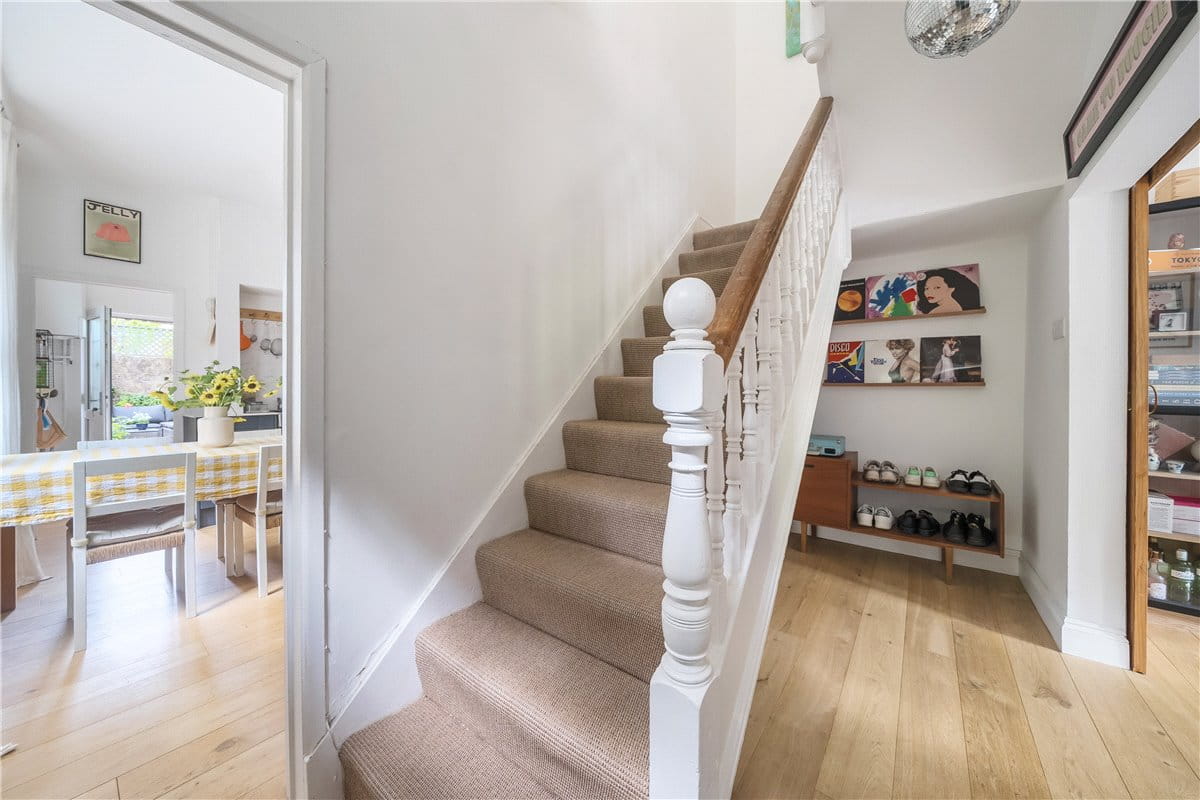 2 bedroom house, Magdalen Road, Bath BA2 - Available