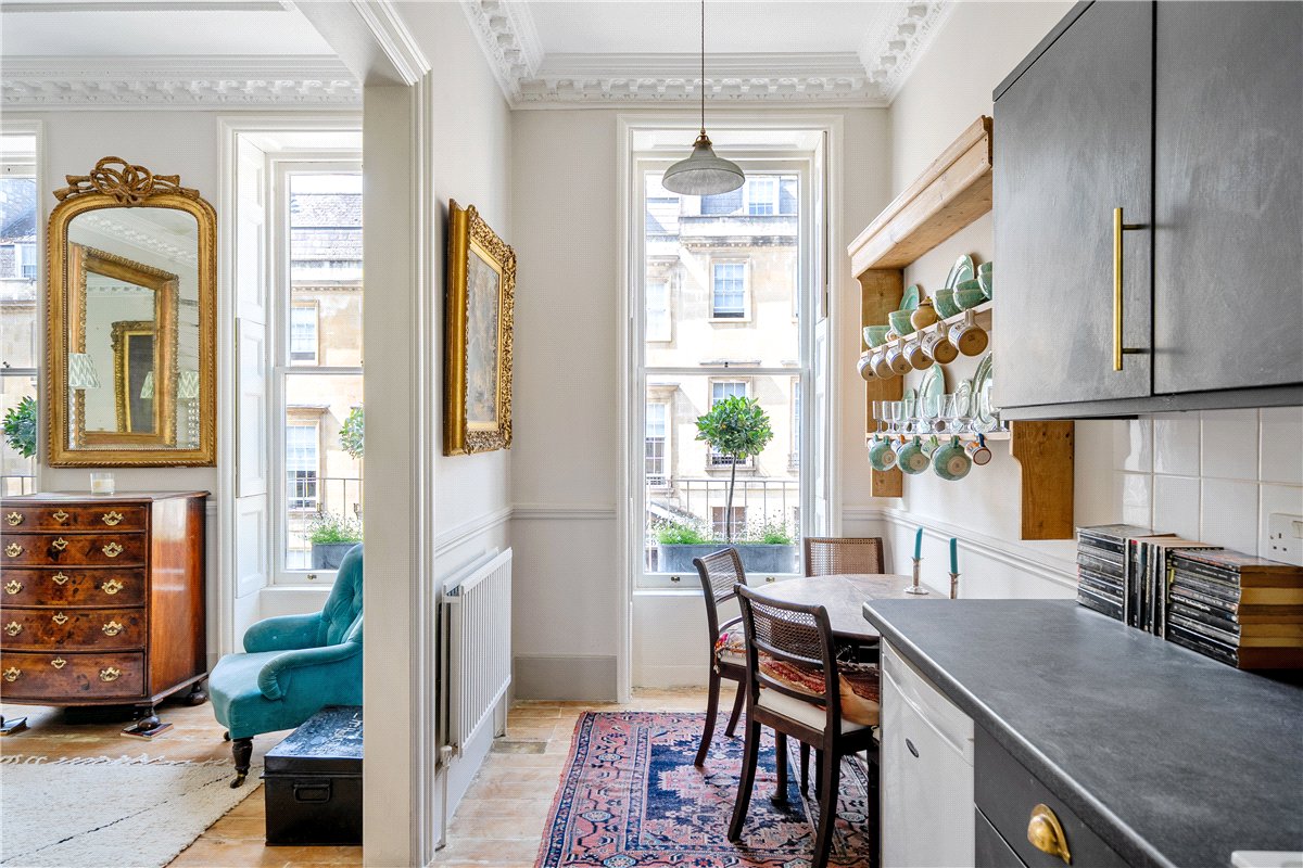 1 bedroom flat, Russell Street, Bath BA1 - Sold STC