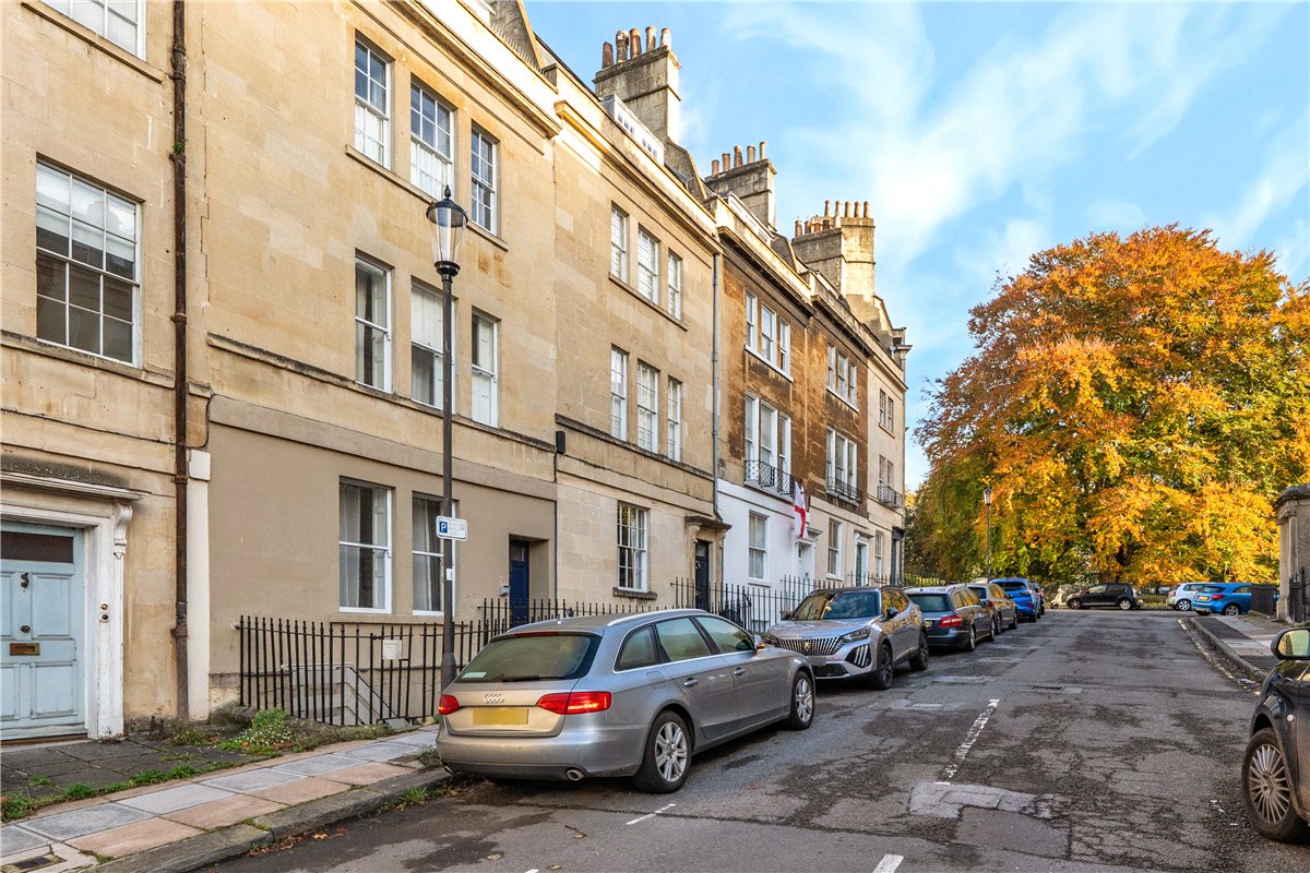 5 bedroom house, Marlborough Street, Bath BA1 - Available