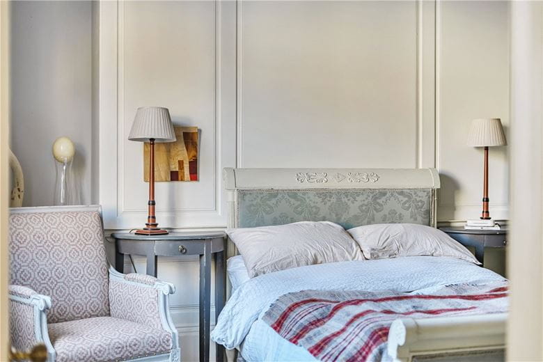 1 bedroom flat, Harington Place, Bath BA1 - Available