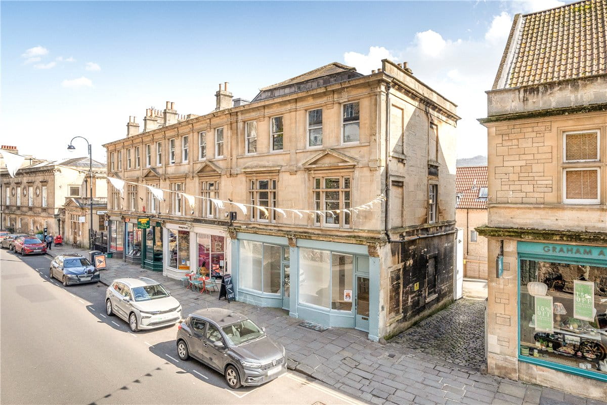 3 bedroom maisonette, Walcot Street, Bath BA1 - Available