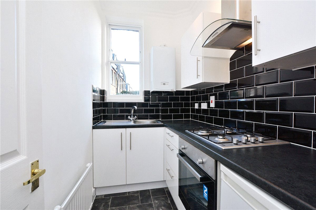 1 bedroom flat, Mortlake High Street, London SW14 - Sold